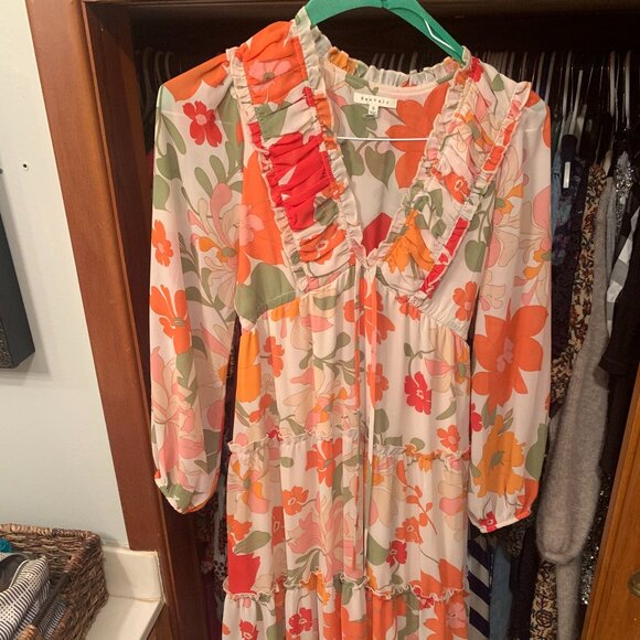 Dress Up Floral Dress - Picture 3 of 4